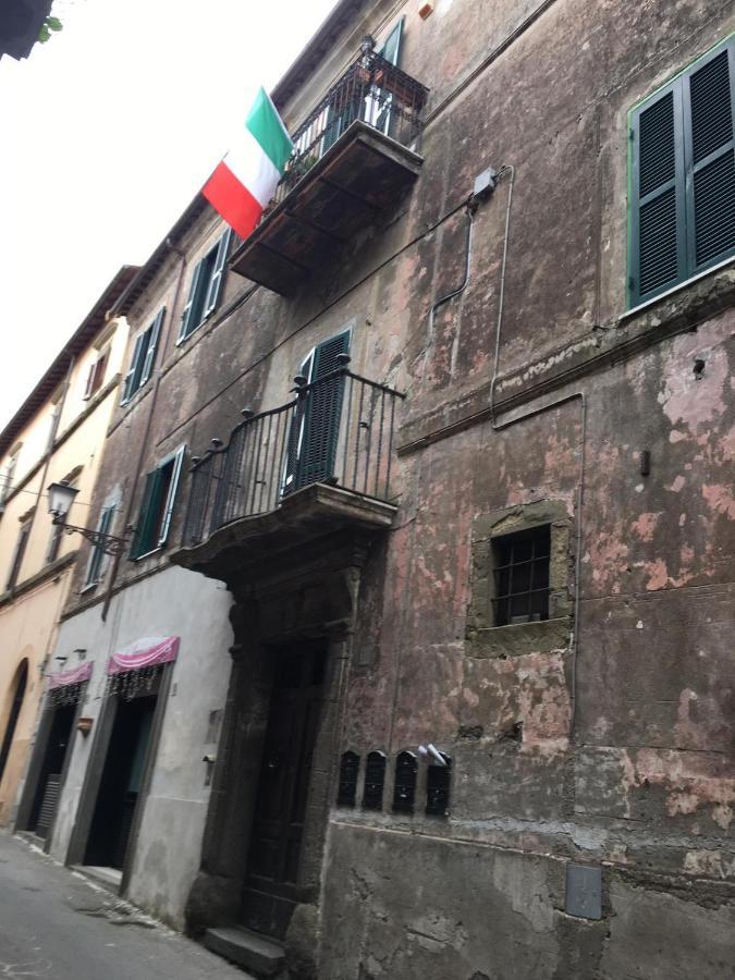 A Palazzo Fortebracci B&B Sutri Exterior photo