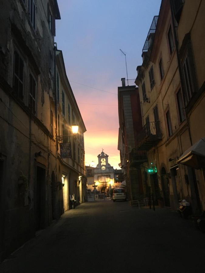 A Palazzo Fortebracci B&B Sutri Exterior photo